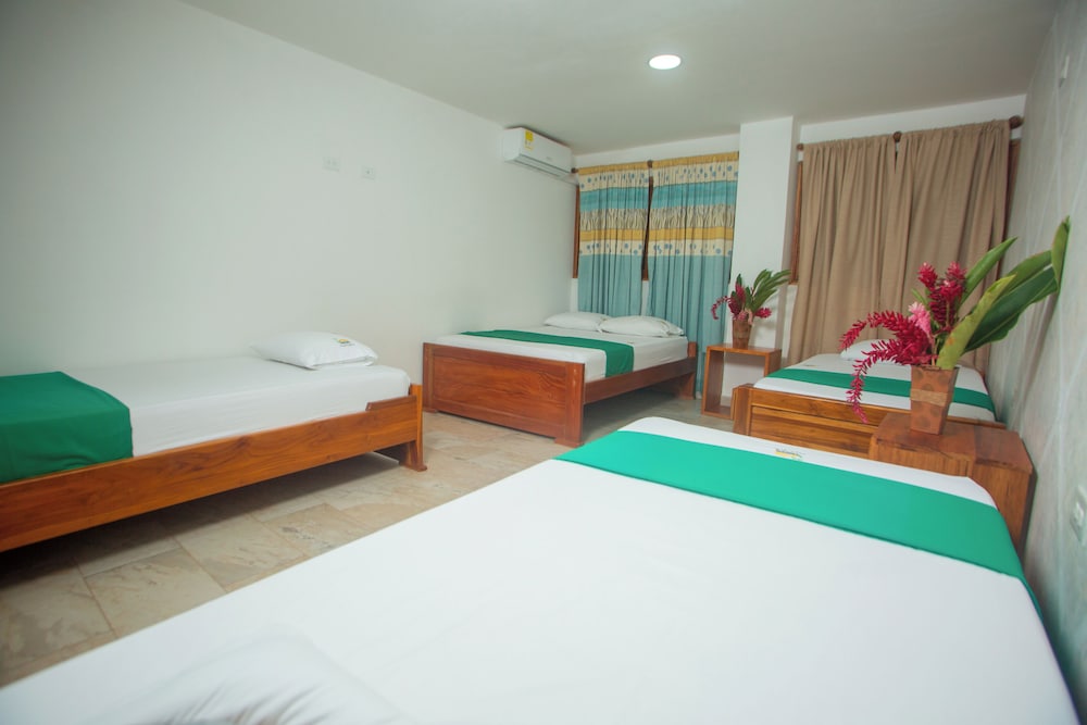 Deluxe Room, Multiple Beds