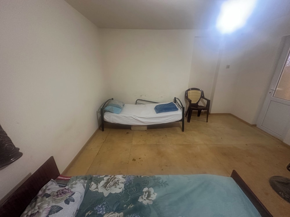 Basic Double or Twin Room - Photo 36