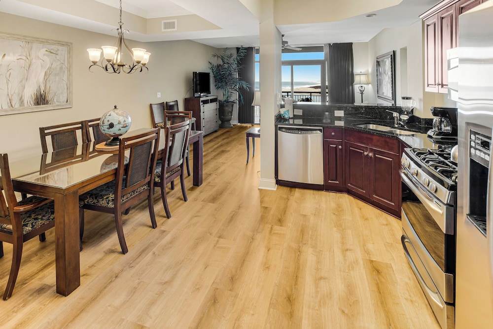 Beaufort Oceanfront One Bedroom Condo - Photo 4