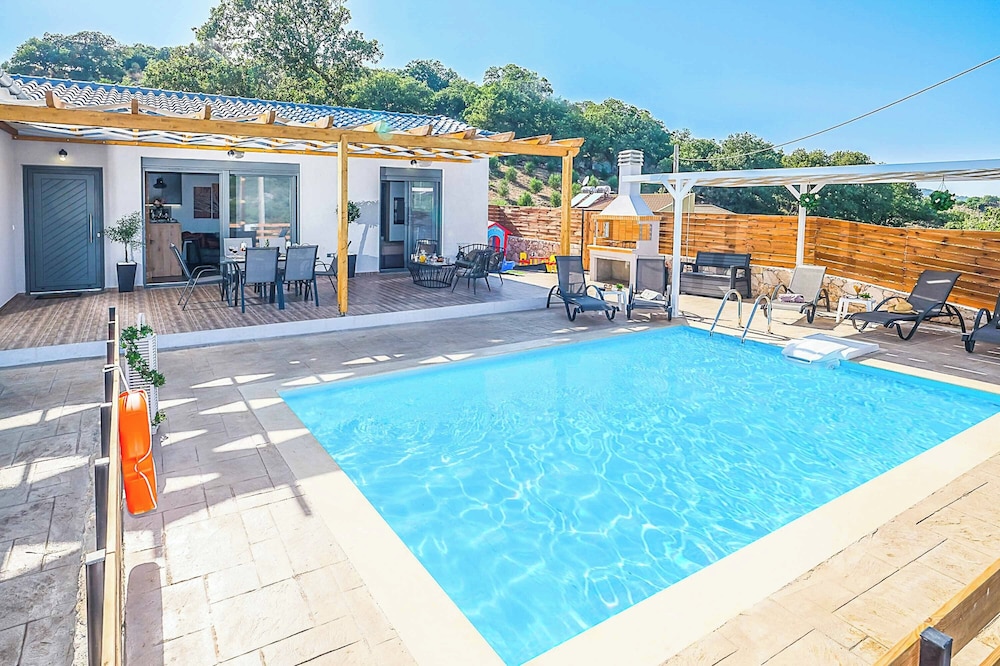 Villa (3 Bedrooms)