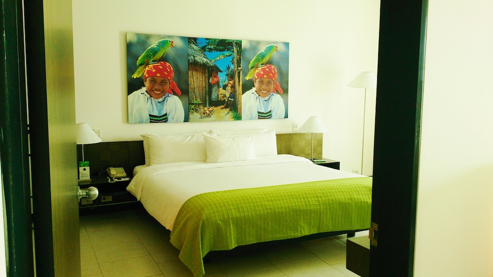 Junior Suite, 1 King Bed - Photo 20