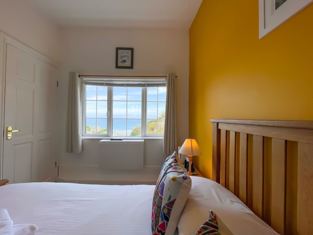 Double Room, Ensuite, Sea View (Room 9 Small) photo 2