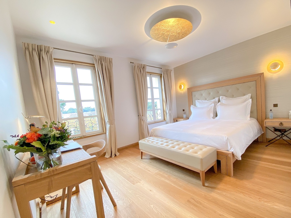 Royal Double Room