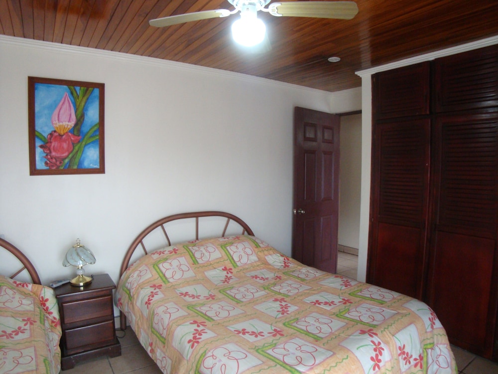 Junior Suite, 1 Bedroom, City View, Tower photo 1