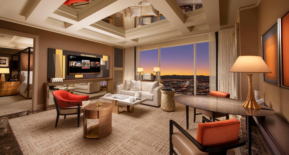 Wynn Tower Suite Parlor