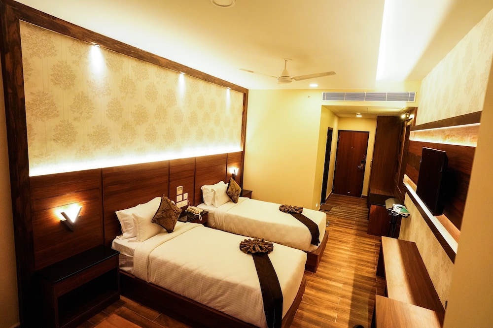 Premium Twin Room photo 2