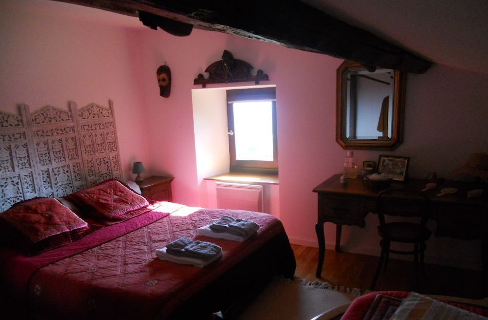 Family Room photo 3