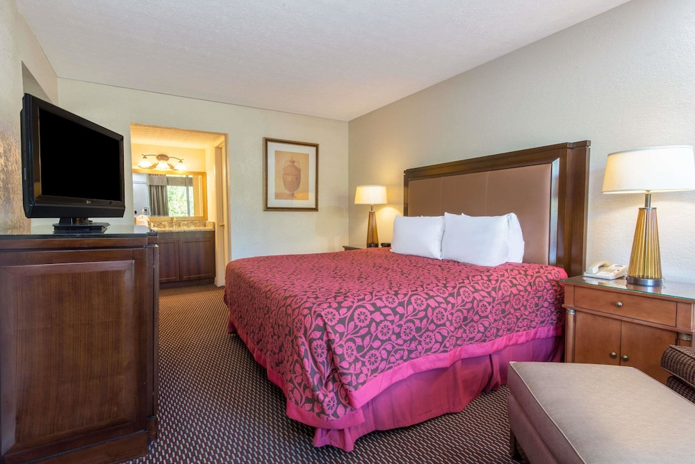 Double Room, 2 Double Beds - Photo 2
