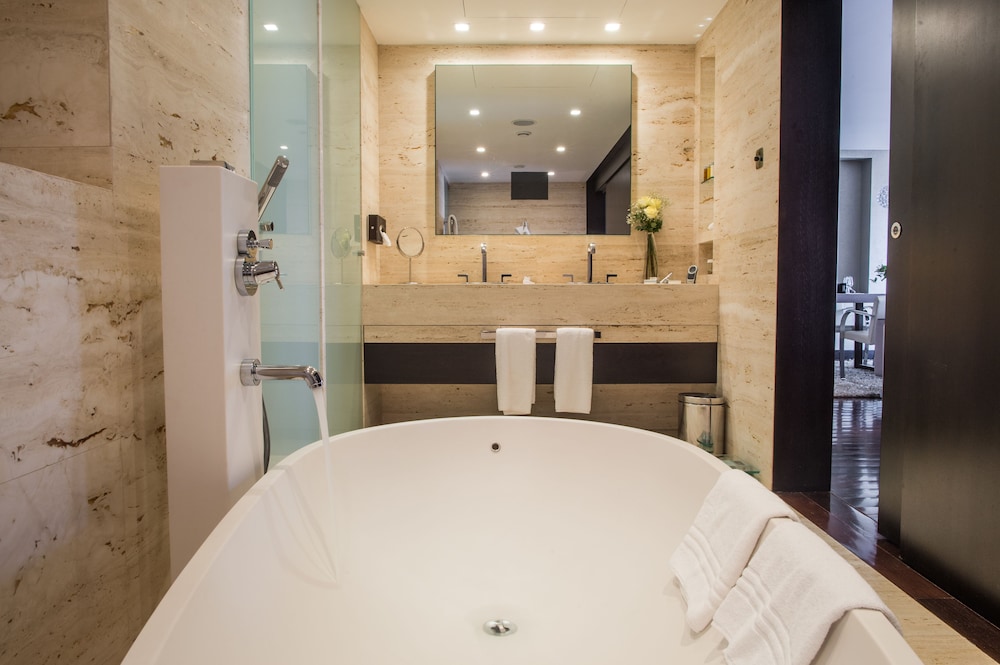 Penthouse, Kitchenette, River View