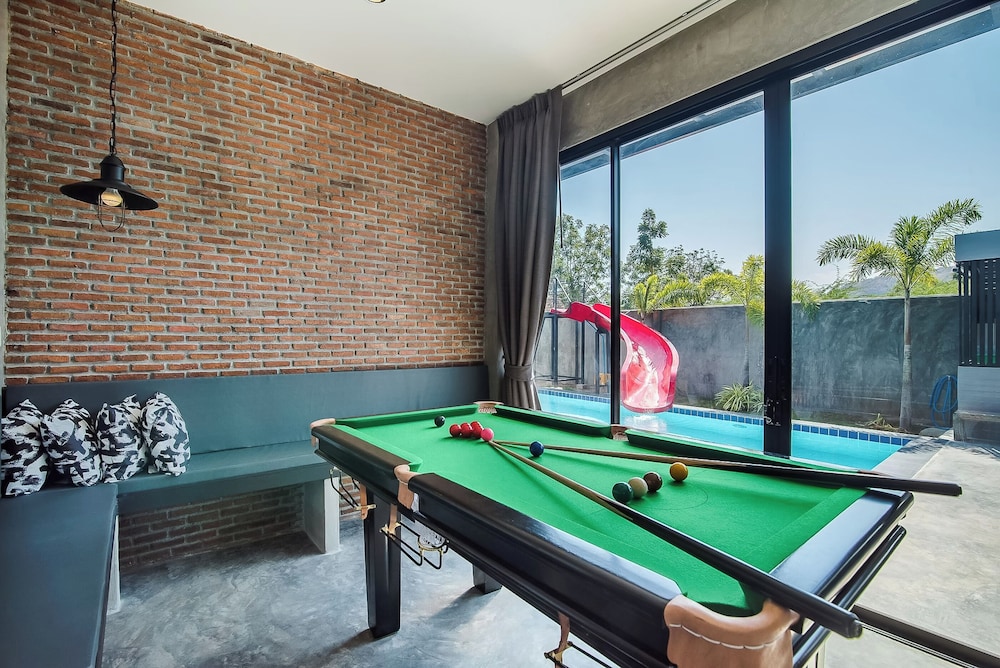 Four-Bedroom Villa - Photo 14