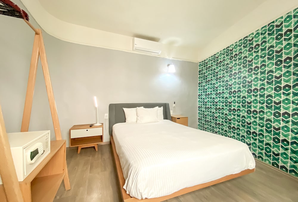 Double Room - Photo 9