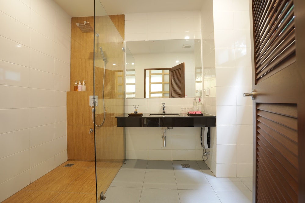 Superior Room, 2 Twin Beds (2nd Floor) - Photo 2