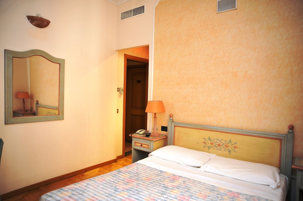 Triple Room - Photo 3