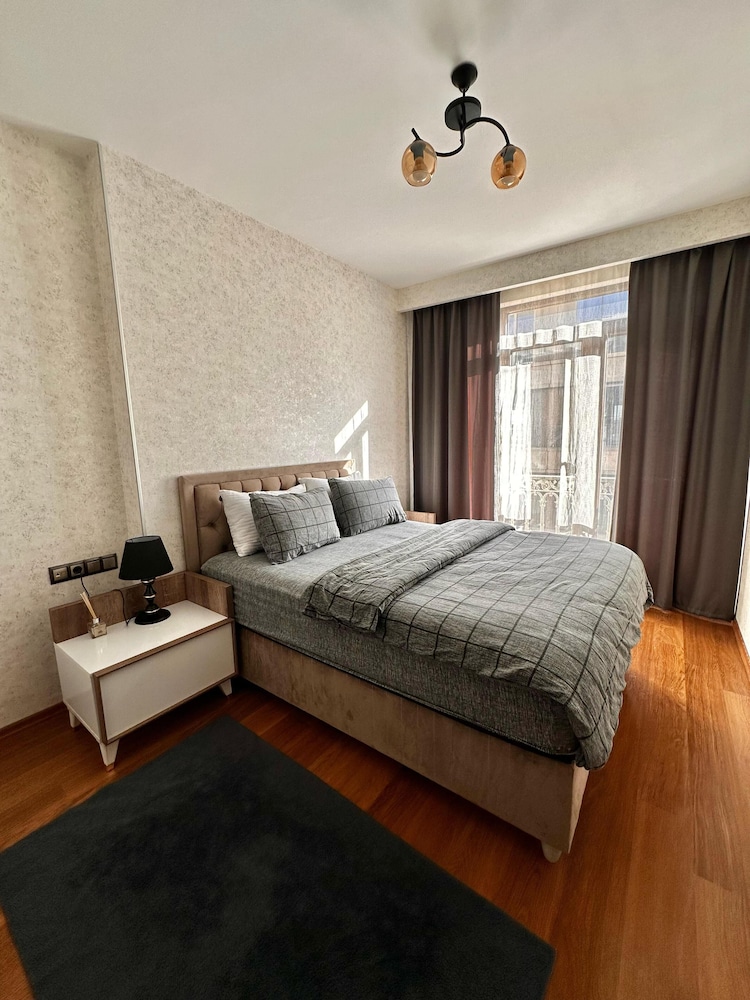 Executive Room photo 1