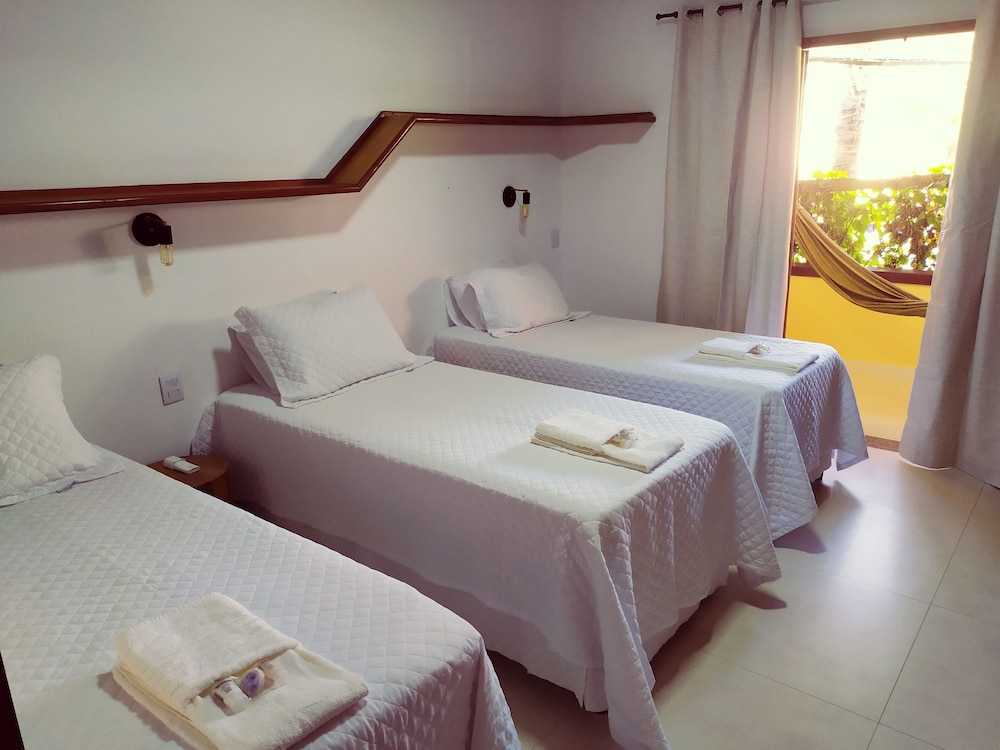 Basic Triple Room, 3 Twin Beds, Non Smoking photo 3