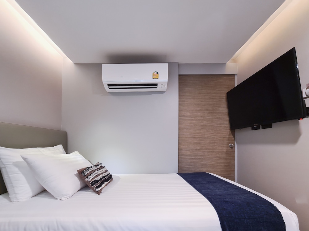 Compact Standard Room photo 1
