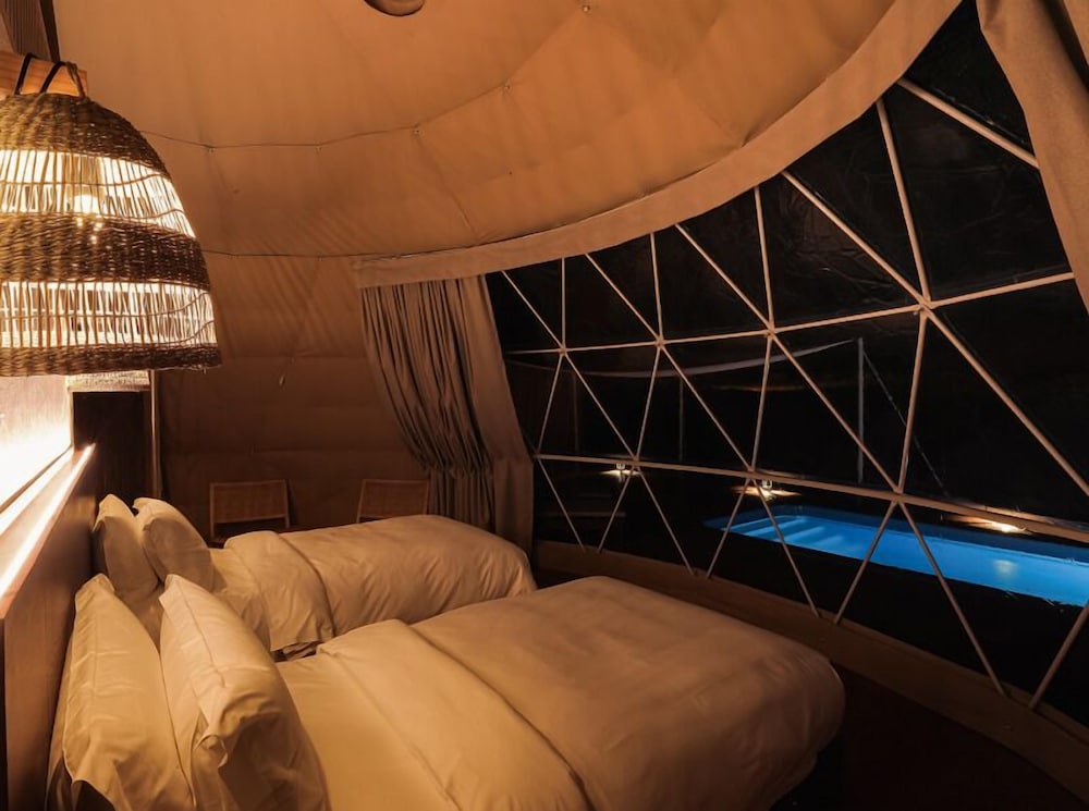 Twin Room, Private Pool, Mountain View