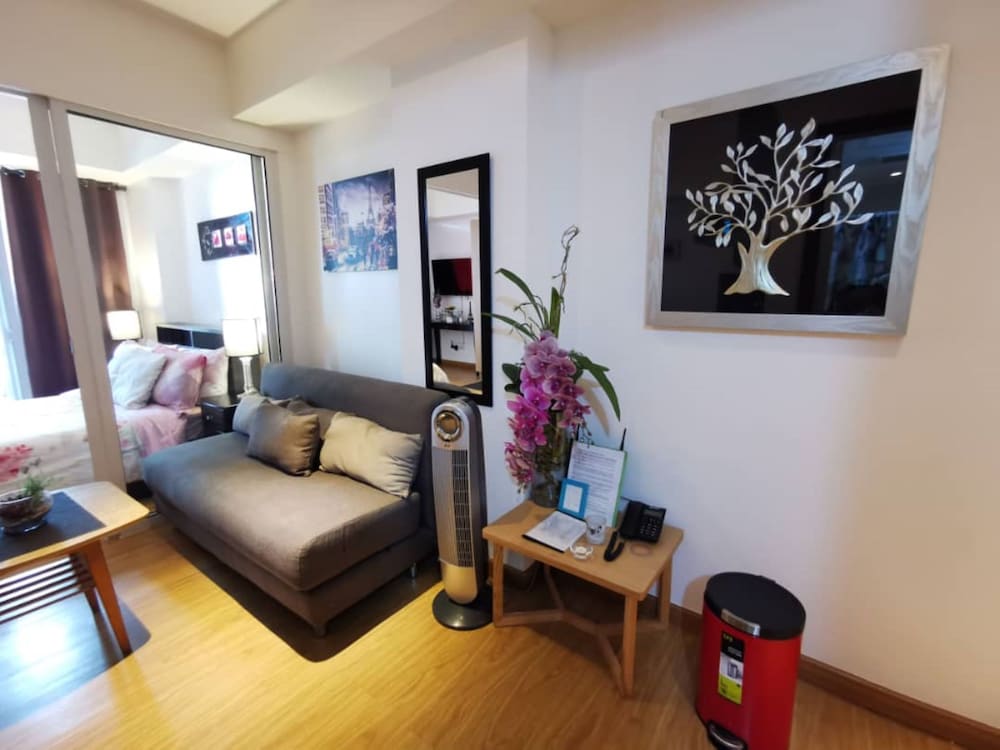 1 Bedroom Unit - Photo 11