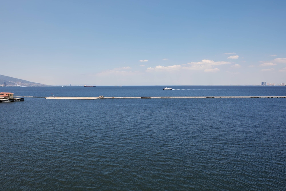 Executive Room, 1 Double Bed, Sea View