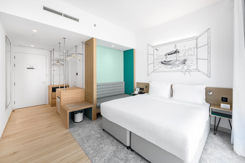 Room, 1 King Bed, Accessible, City View