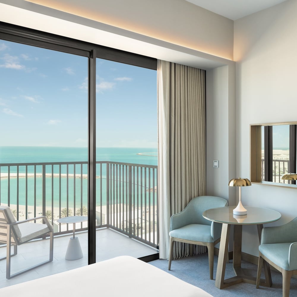 Deluxe Room, 1 King Bed, Balcony, Sea View - Photo 2