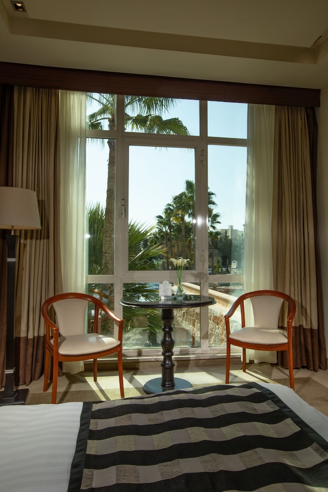 Deluxe Twin Room - Photo 2