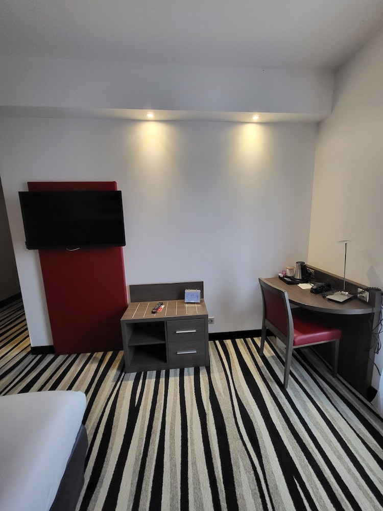 Superior Room, Multiple Beds - Photo 2