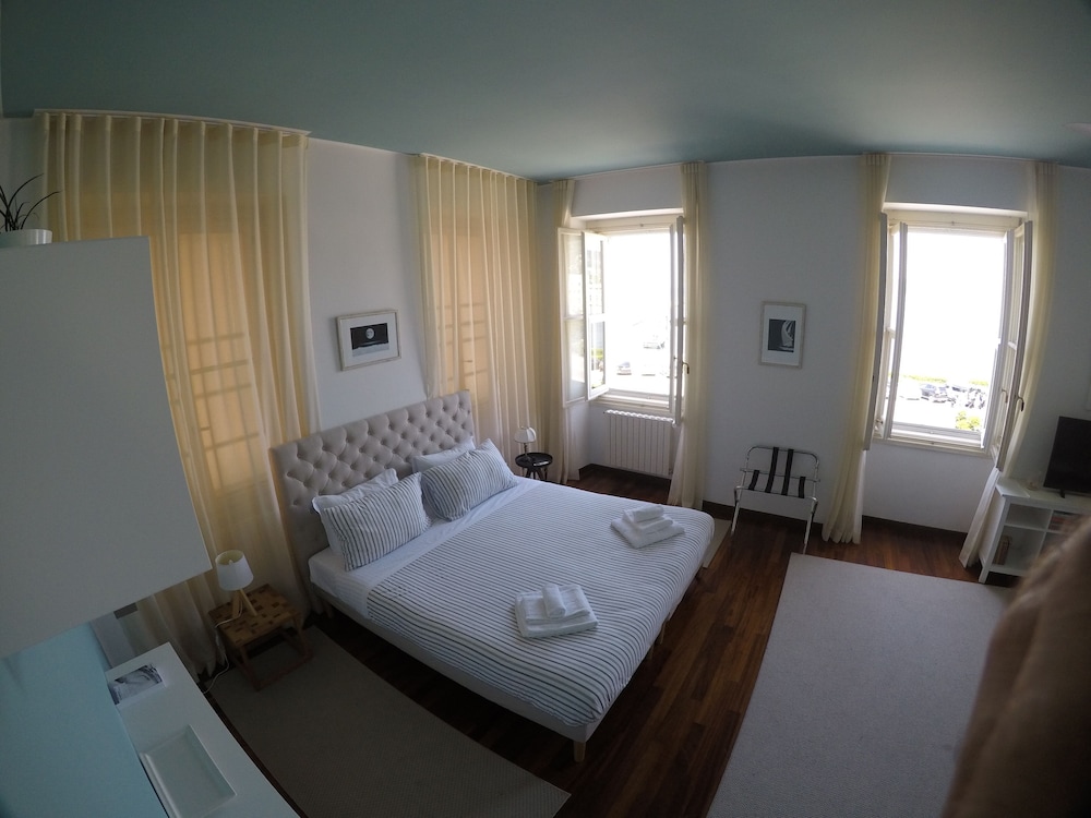 Panoramic Suite, 2 Bedrooms (Mare) photo 2