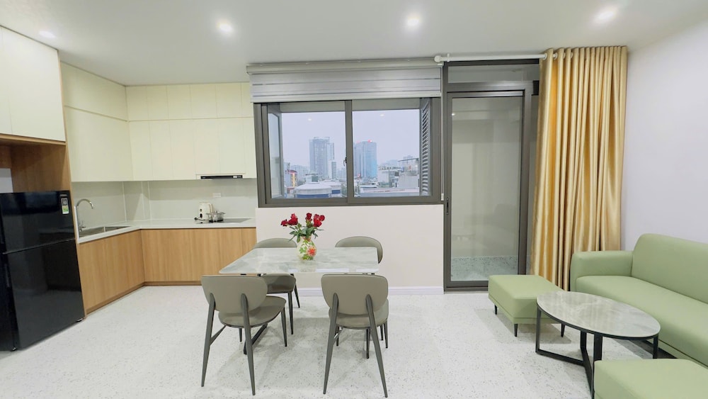 Deluxe Apartment, 2 Bedrooms, Balcony, City View photo 2