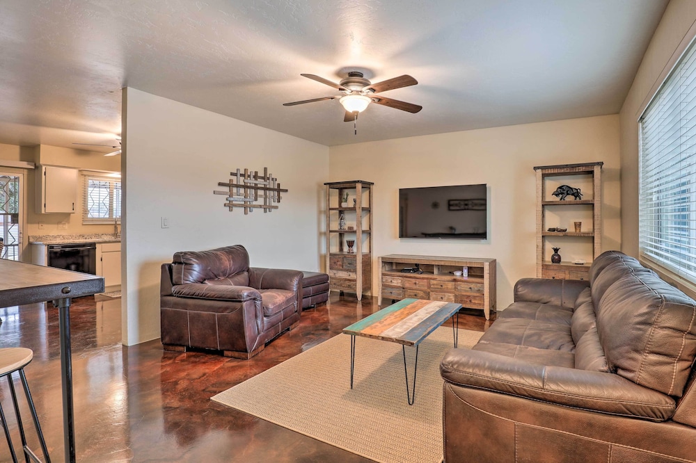 House (2 Bedrooms) photo 1