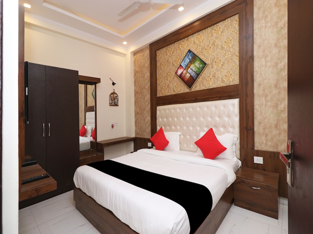 Comfort Suite, 1 Queen Bed photo 1