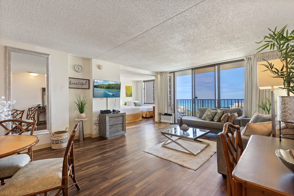 Condo, 1 Bedroom photo 1