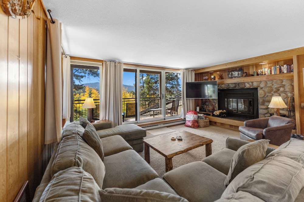 Apartment (2 Bedrooms)