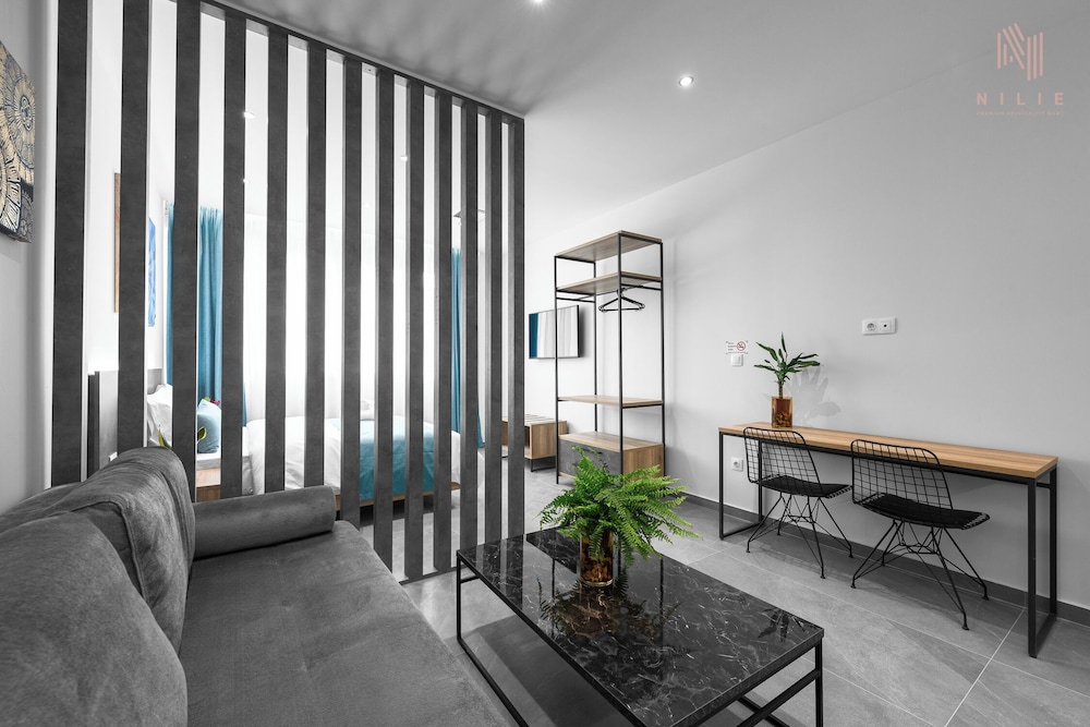 Comfort Studio, City View
