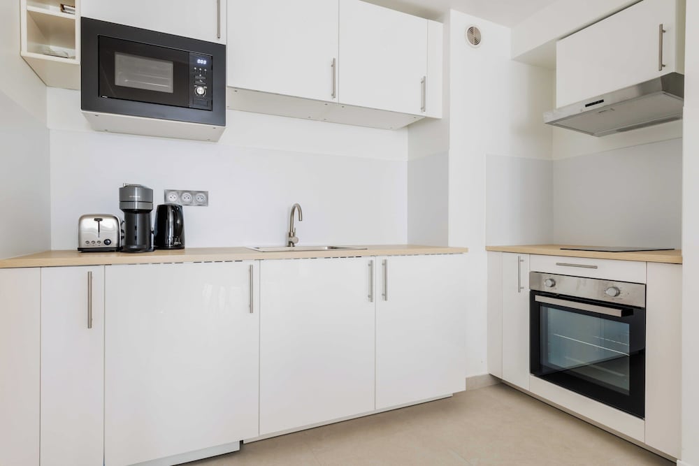 Apartment photo 2