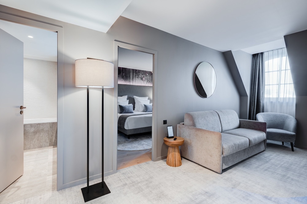 Prestige Suite - Photo 1
