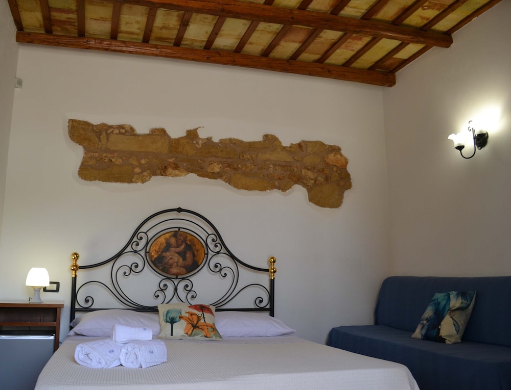 Comfort Room, 1 Double Bed, Ensuite, Garden View