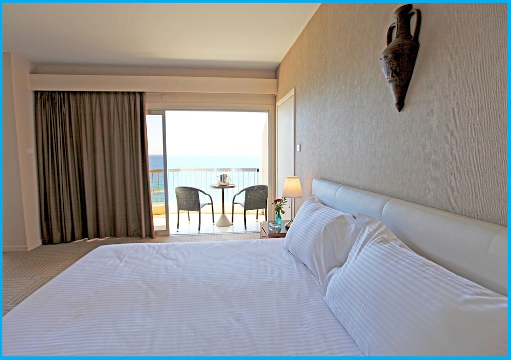 Executive Suite, Sea View - Photo 1