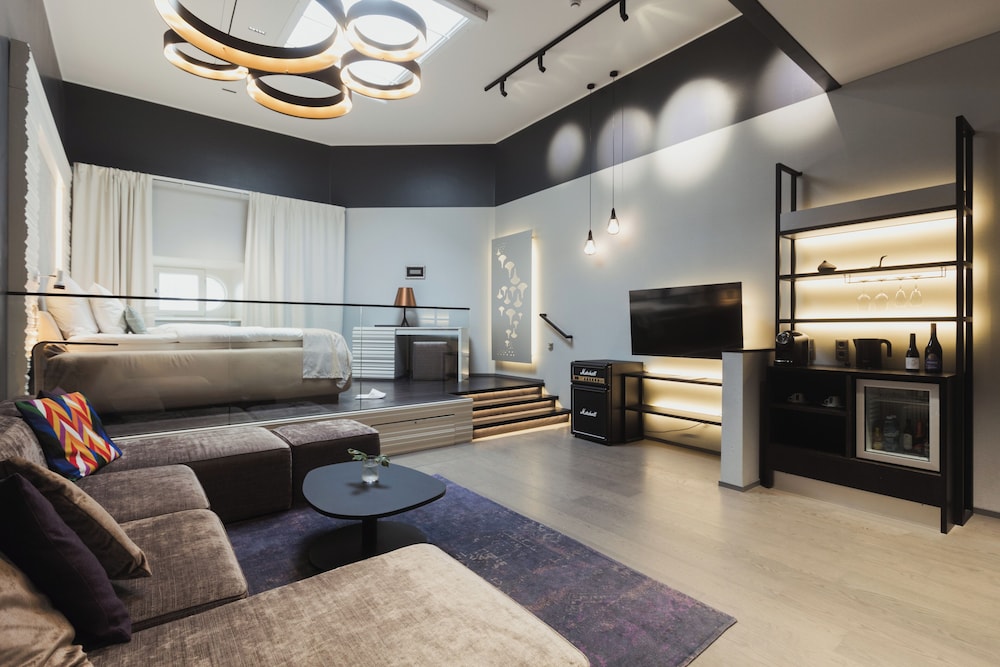 Sky Suite - Photo 12