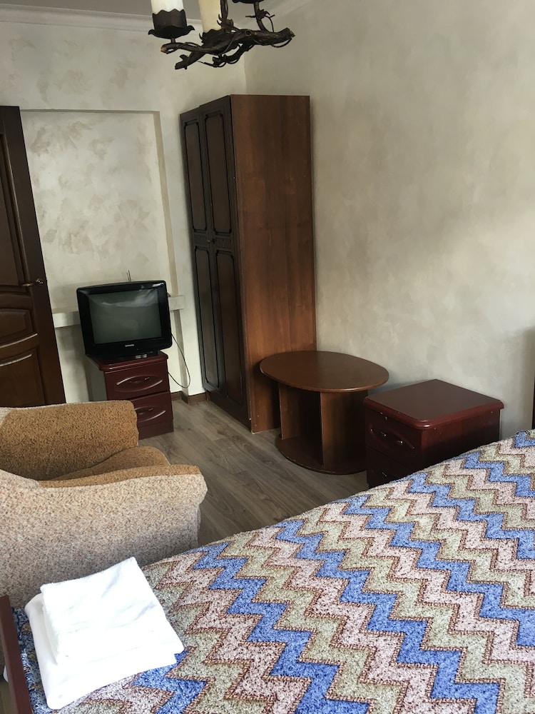 Standard Double or Twin Room, Mountain View photo 1
