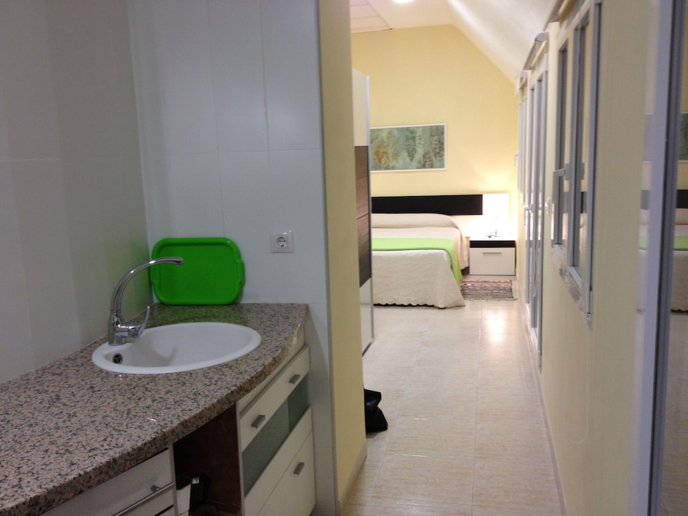 Departamento, 3 camas individuales