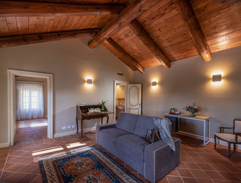 Superior Suite photo 2
