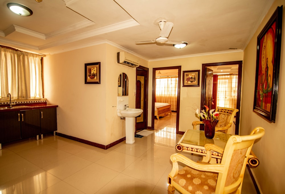 Honeymoon Apartment