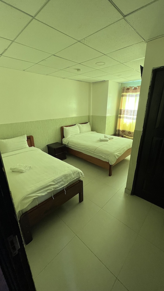 Basic Triple Room photo 1
