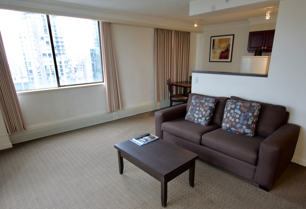 Standard Suite, 1 Bedroom, Kitchen, Corner - Photo 8