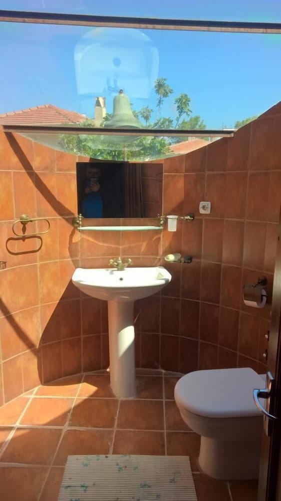 Villa photo 3