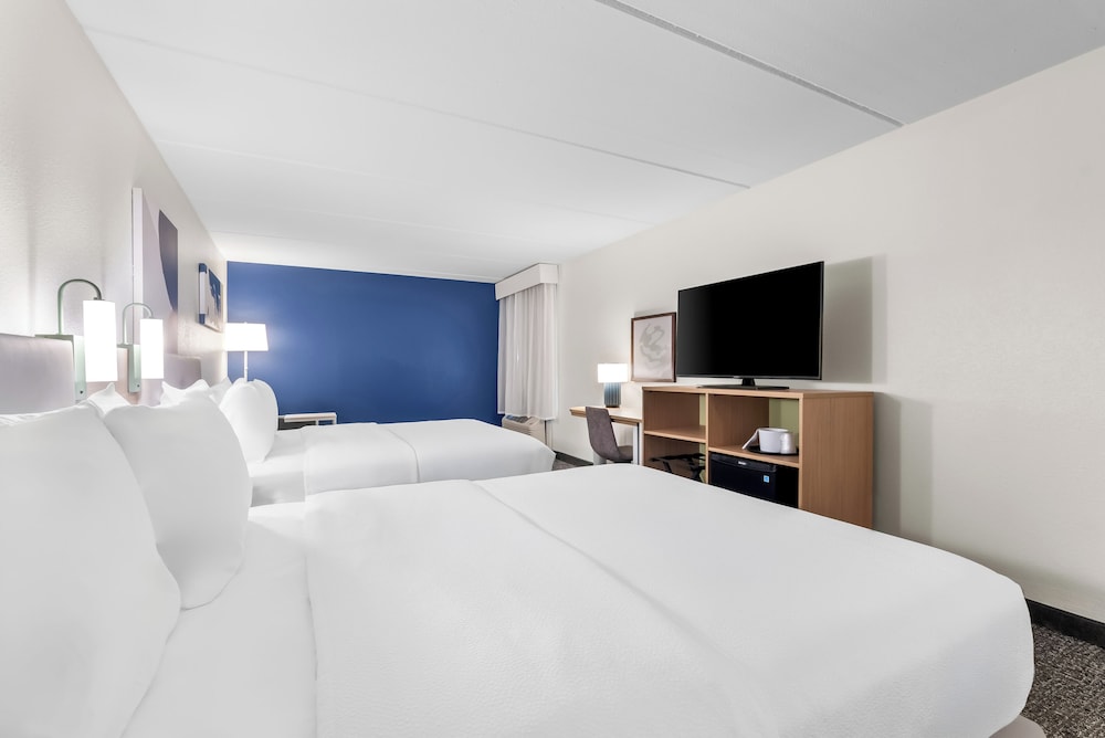 Room, Multiple Beds - Photo 4