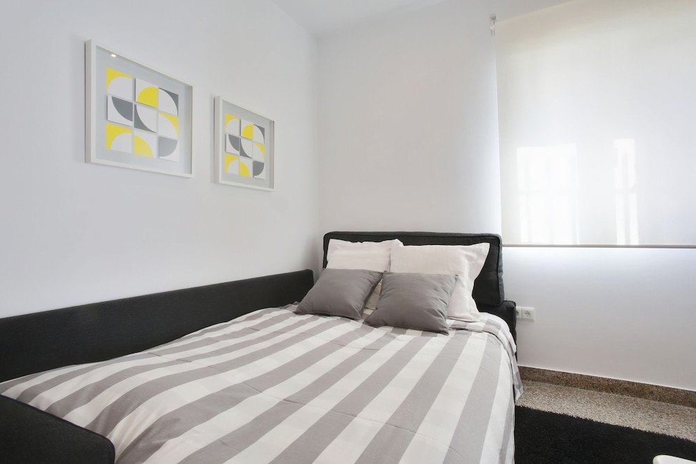 Apartment, Private Bathroom - Photo 29