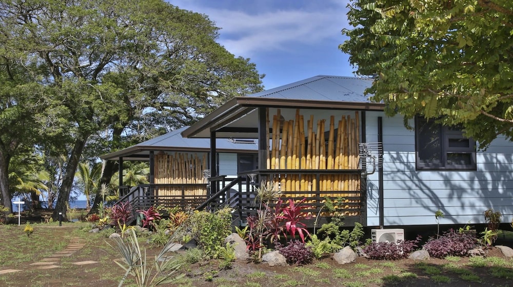 Luxury Bungalow, Balcony, Sea View photo 3