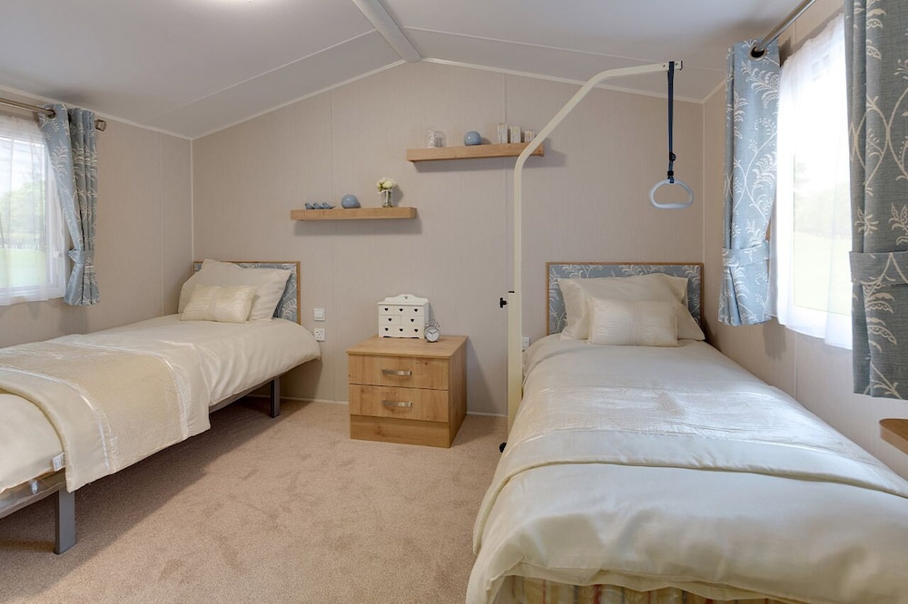 6 Berth Luxury Caravan Accessible photo 2